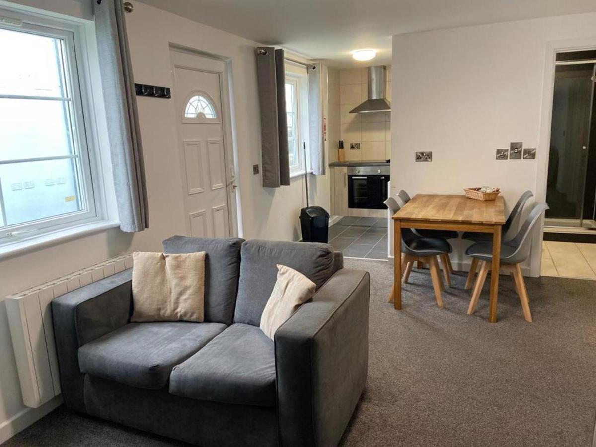 Lovely Ilfracombe Apartment 2 Bedrooms Num 3 Экстерьер фото